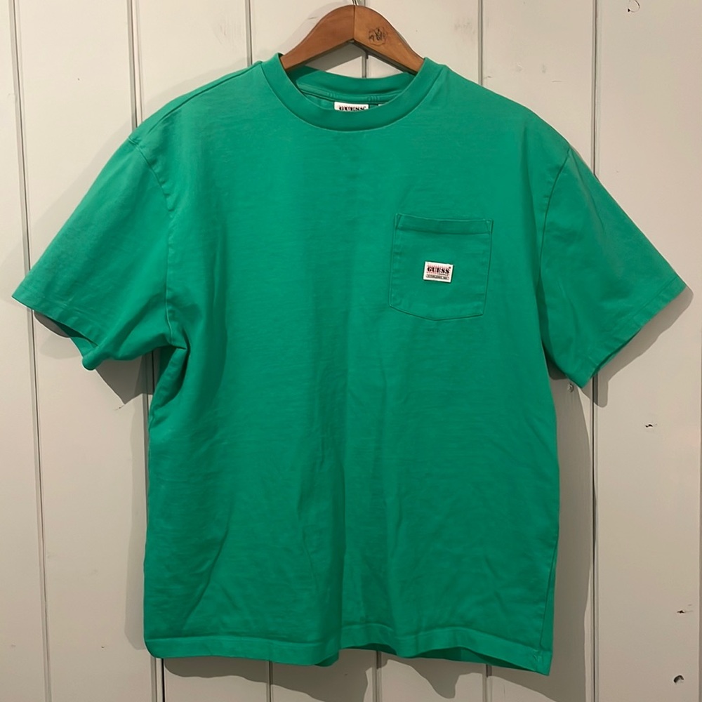 GUESS Men’s Retro Green T-shirt One Pocket Anniversary Collection Size Small